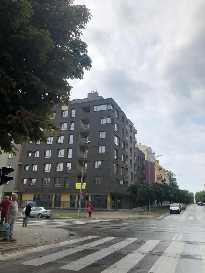 Klimatyzowany Apartament Wenecja Z Garazem Podziemnym Kielce Exteriör bild