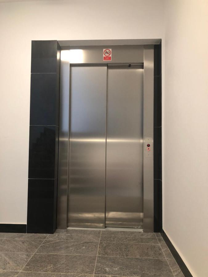 Klimatyzowany Apartament Wenecja Z Garazem Podziemnym Kielce Exteriör bild